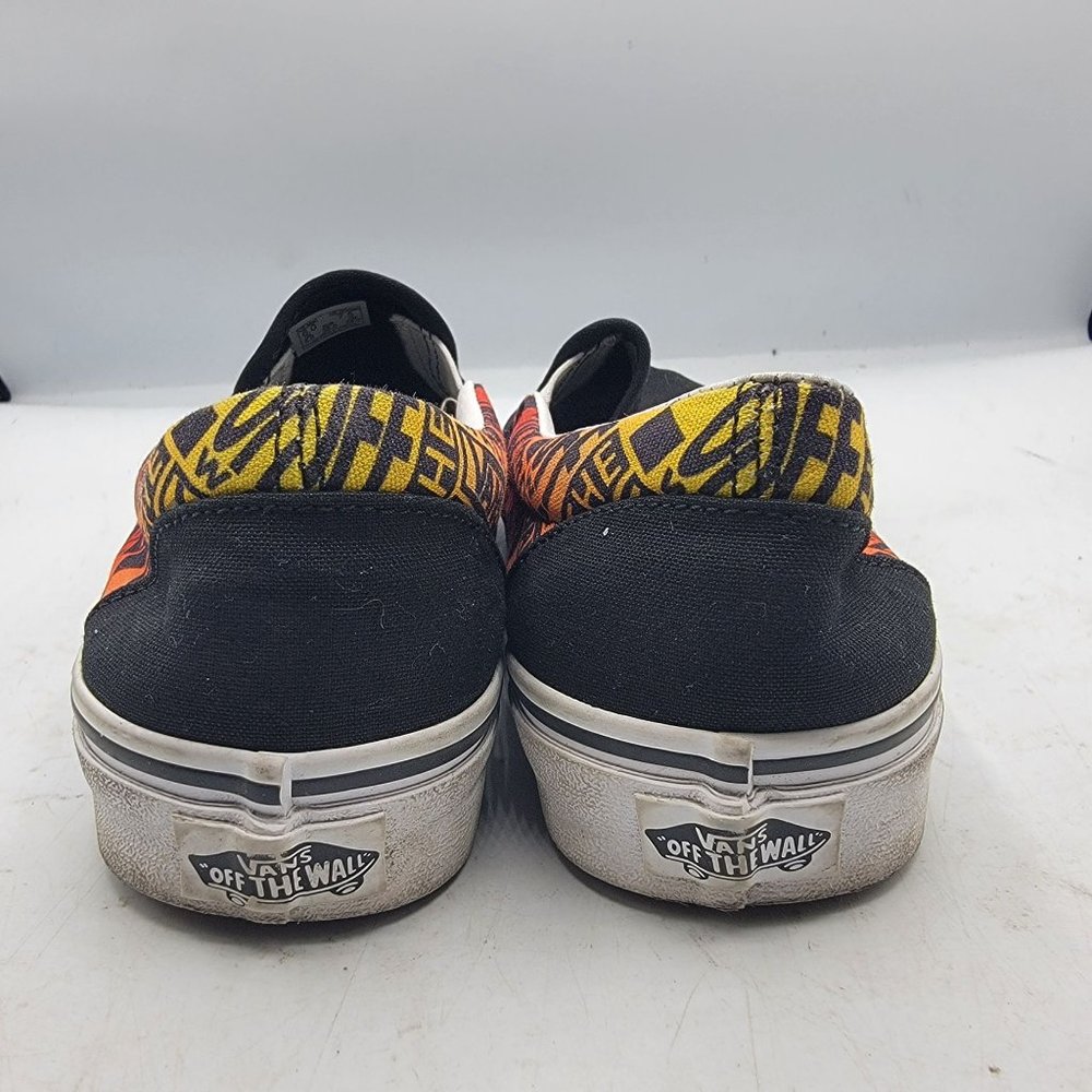 VANS Slip-On Classic Womens 7.5 Black Red Logo Flame Fire Canvas Shoes - Picture 6 of 13